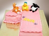 Tort na pierwsze urodziny dla dziecka